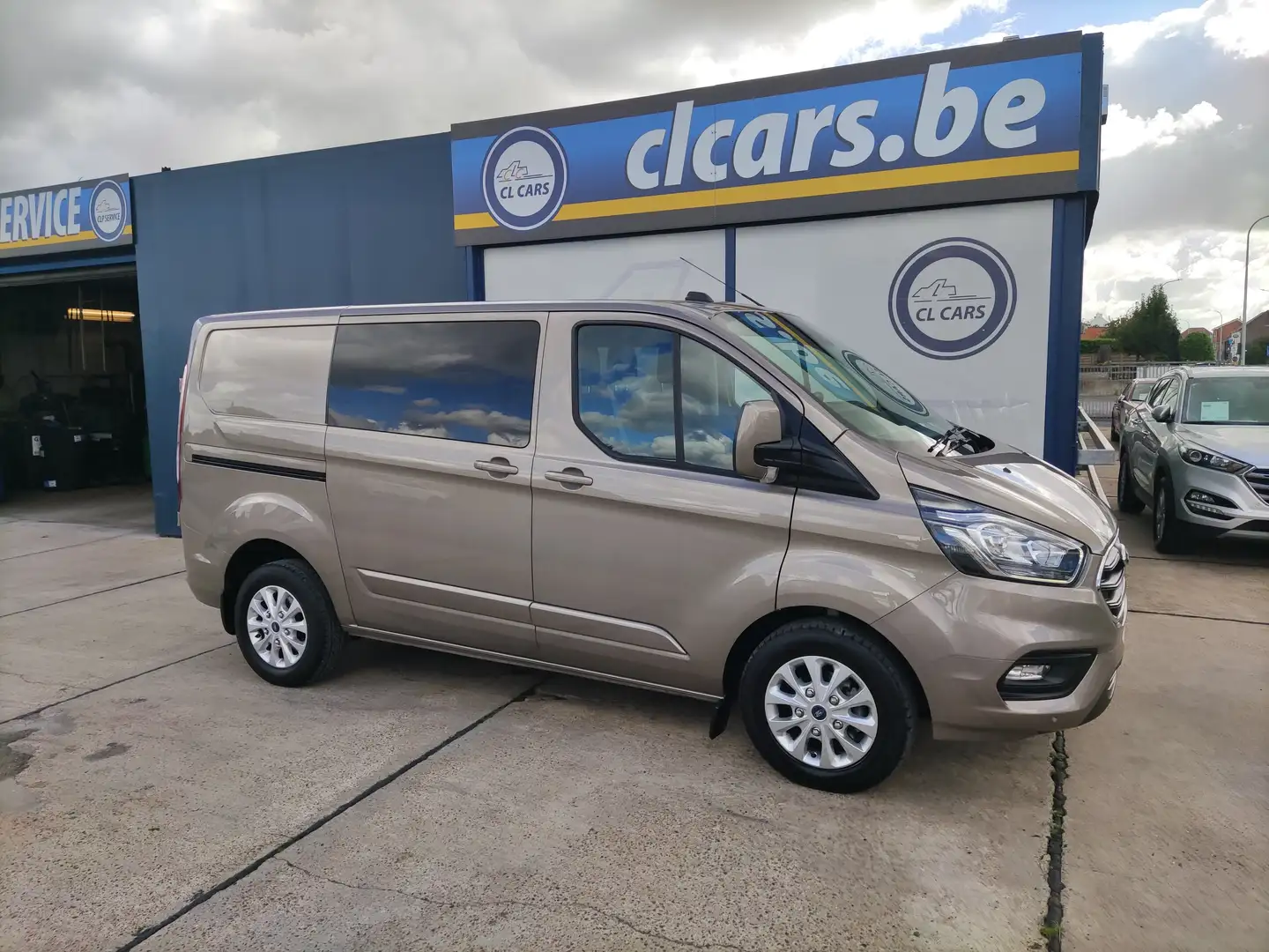 Ford Transit Custom 2.0D/L1/Automaat/DubCab/6pl/Cc/Cam/Carplay/Trekaak Gris - 1
