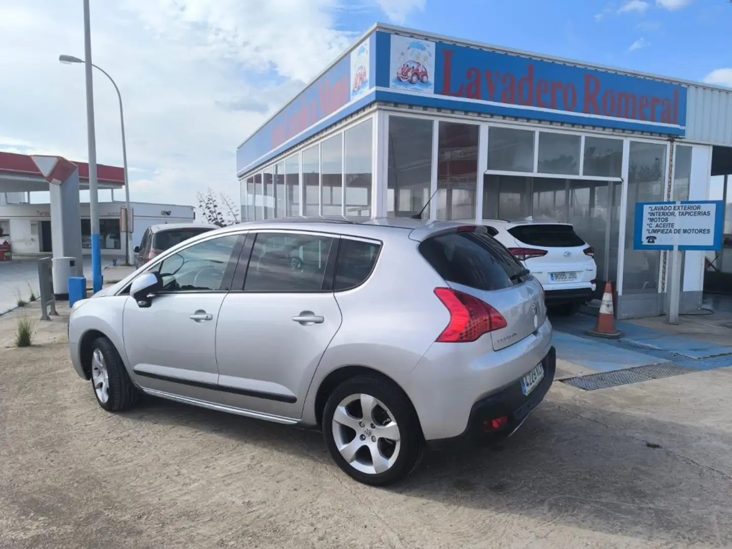 Peugeot 3008 2.0HDI FAP Allure Grigio - 2