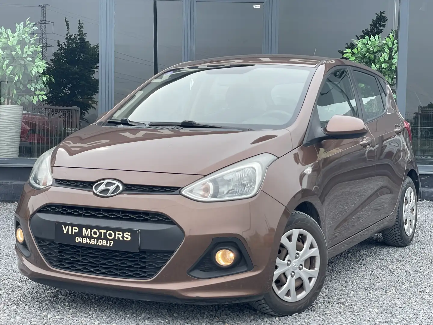 Hyundai i10 1.0i // CLIM // 5 PORTES //FAIBLE TAXE & ASSURANCE - 2