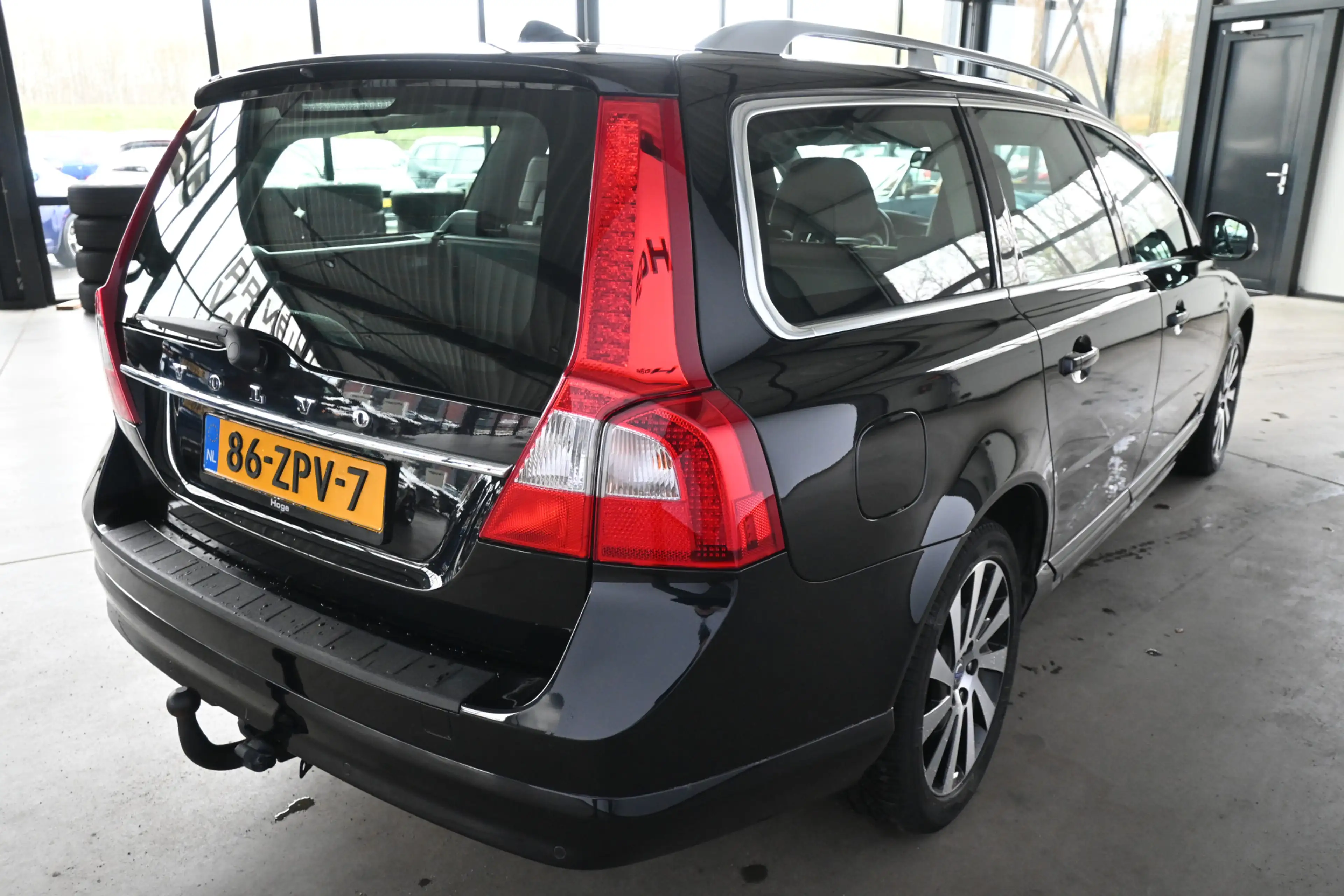 Volvo V70 1.6 T4 Limited Edition Automaat Clima Navigatie Sc — photo 13