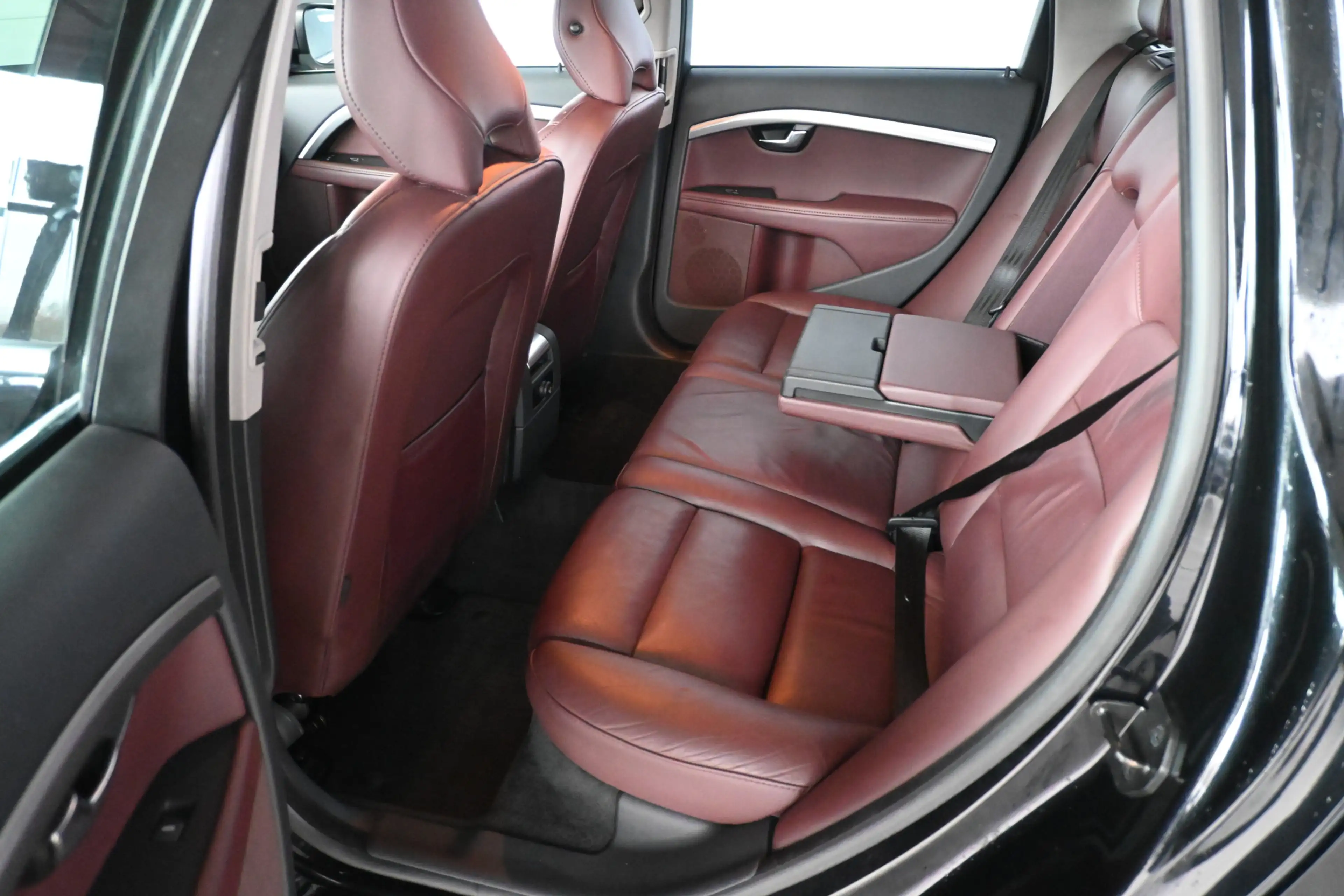 Volvo V70 1.6 T4 Limited Edition Automaat Clima Navigatie Sc — photo 8