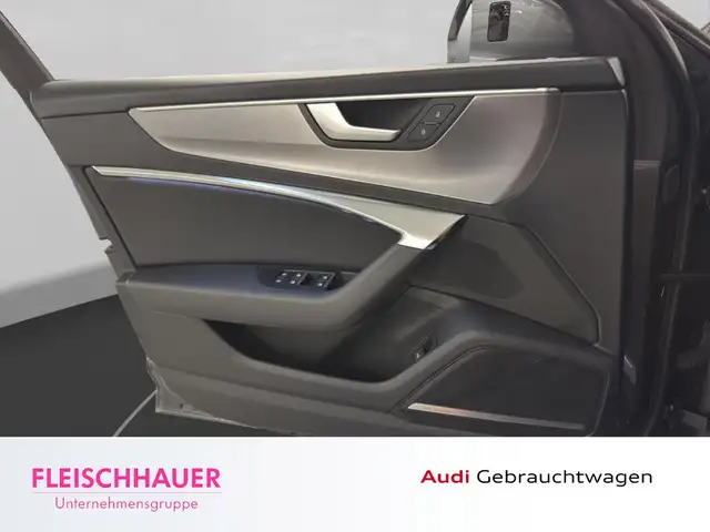 Audi A6 view 13