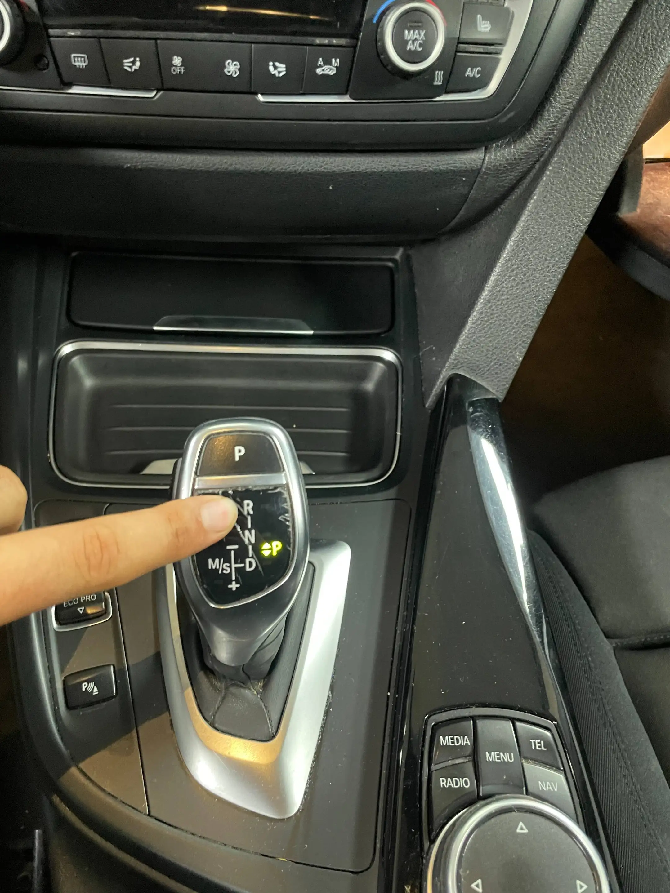 BMW 335 335 d xDrive — photo 15