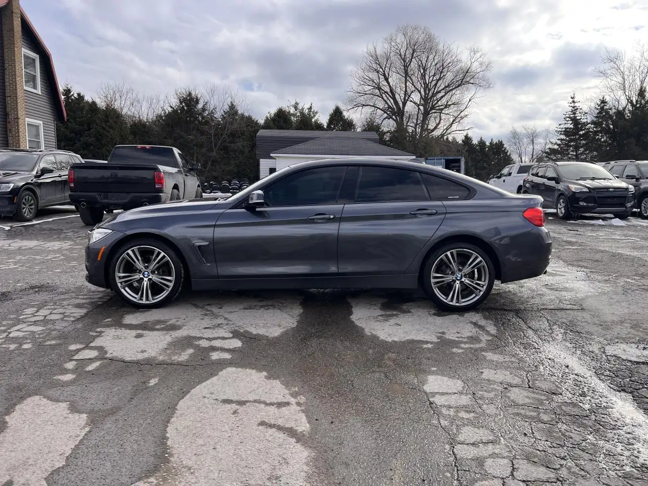 BMW 4 Series снимка BMW 4 Series