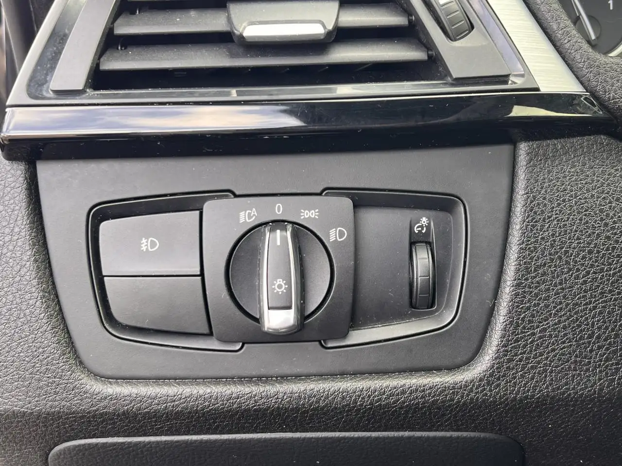 BMW 4 Series снимка BMW 4 Series