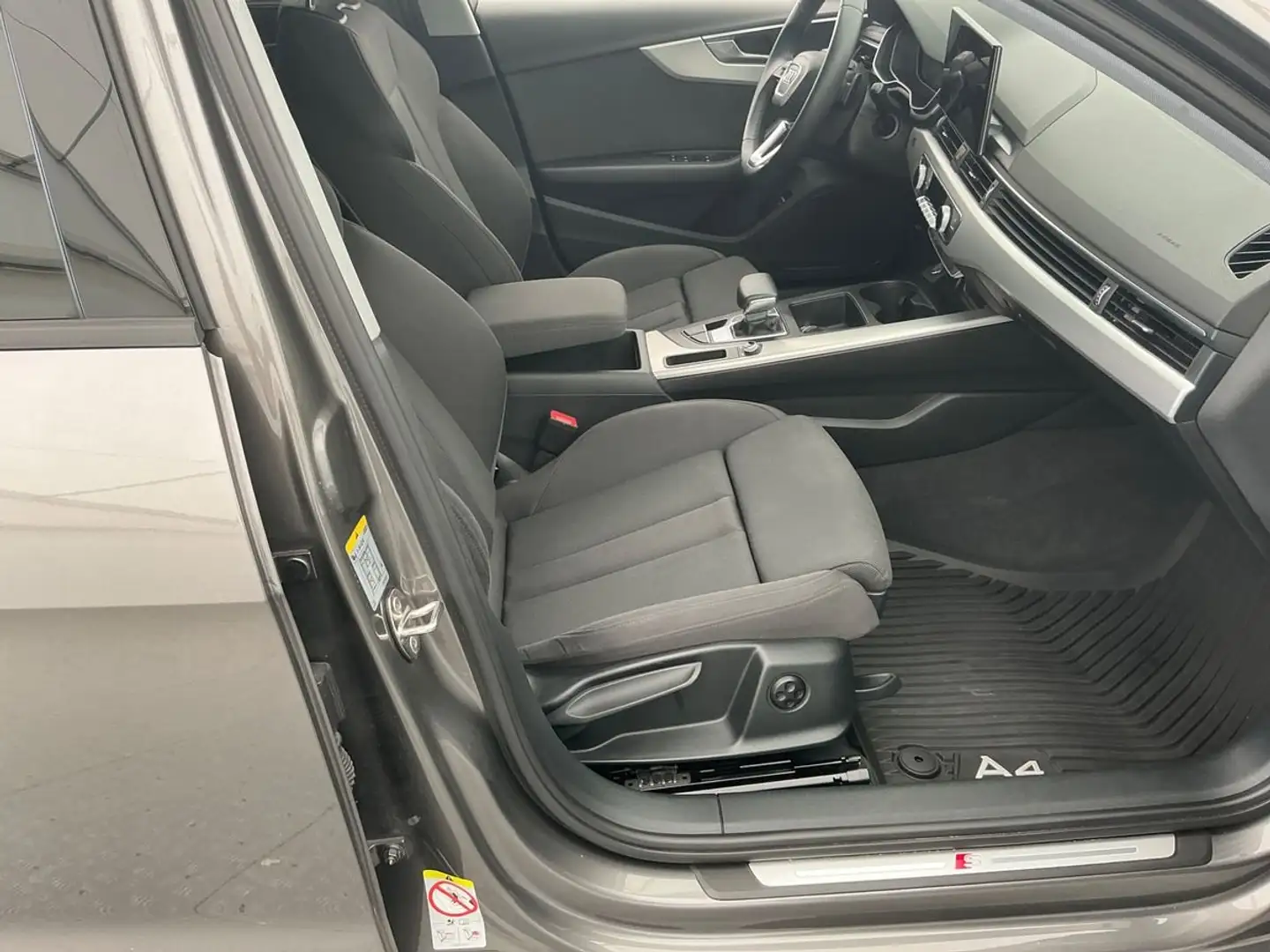 Audi A4 A4 Avant 35 TDI S tronic Gris - 1