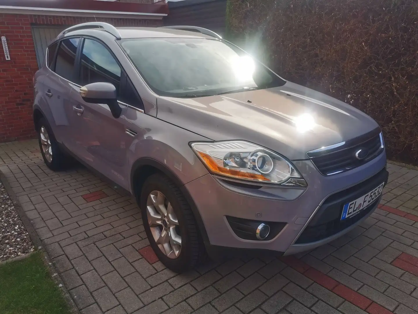 Ford Kuga 2.0 TDCi 4x4 Aut. Champions Edition - 1
