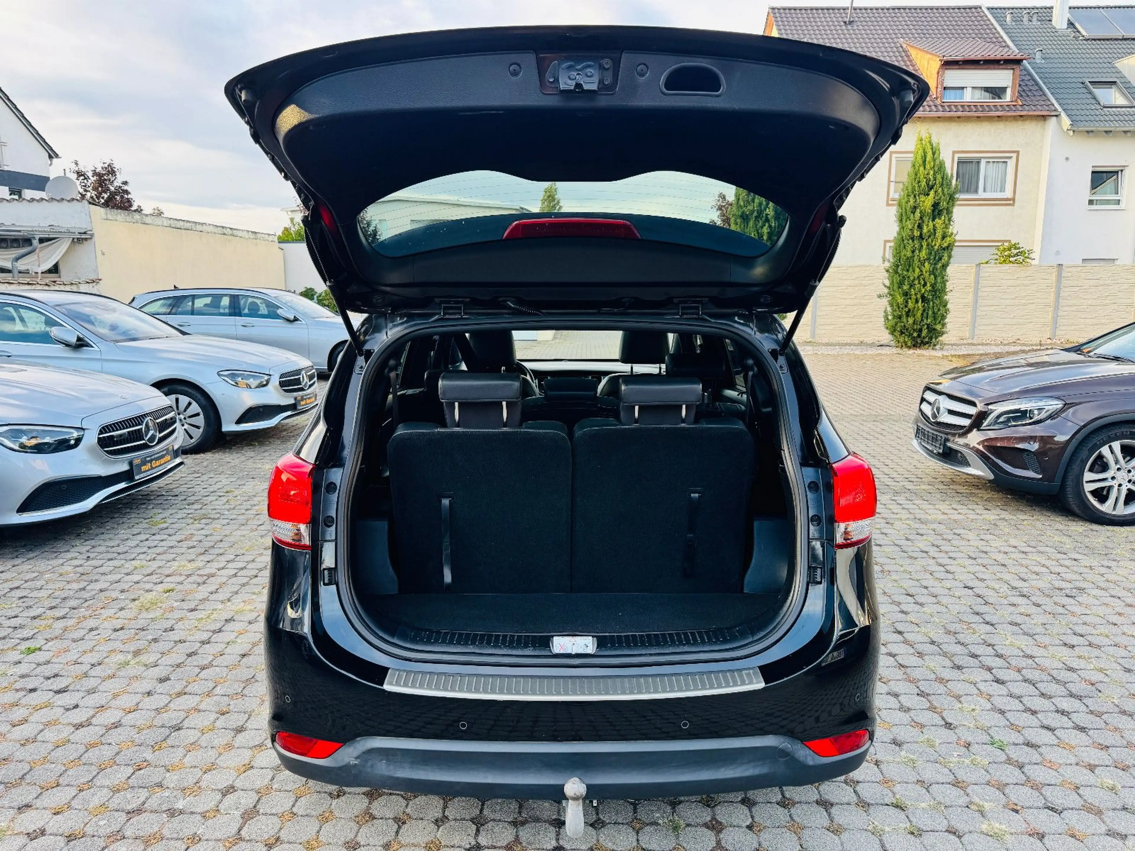 Kia Carens Spirit **Vollausstattung** Scheckheft TOP — photo 11