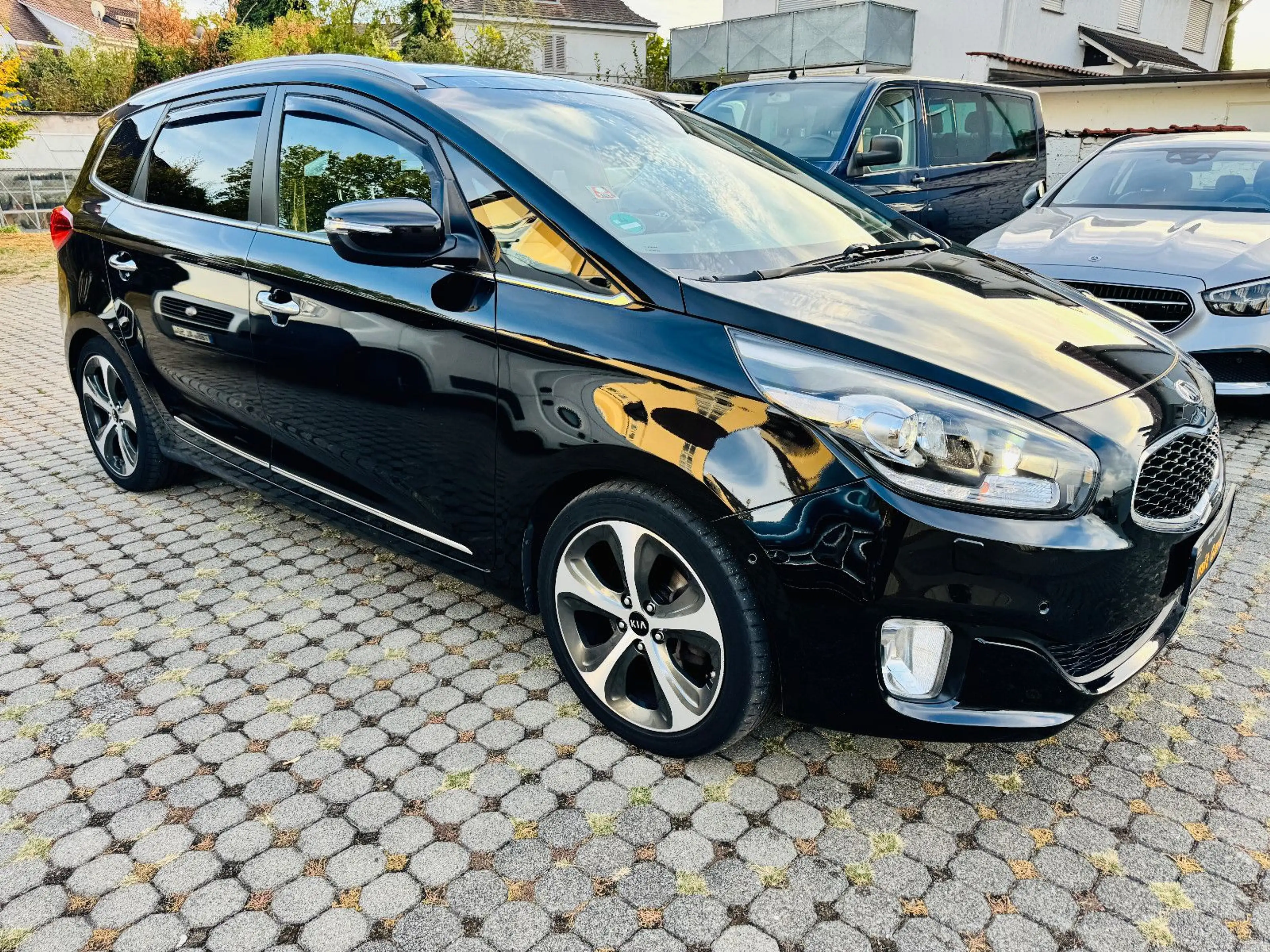 Kia Carens Spirit **Vollausstattung** Scheckheft TOP — photo 2