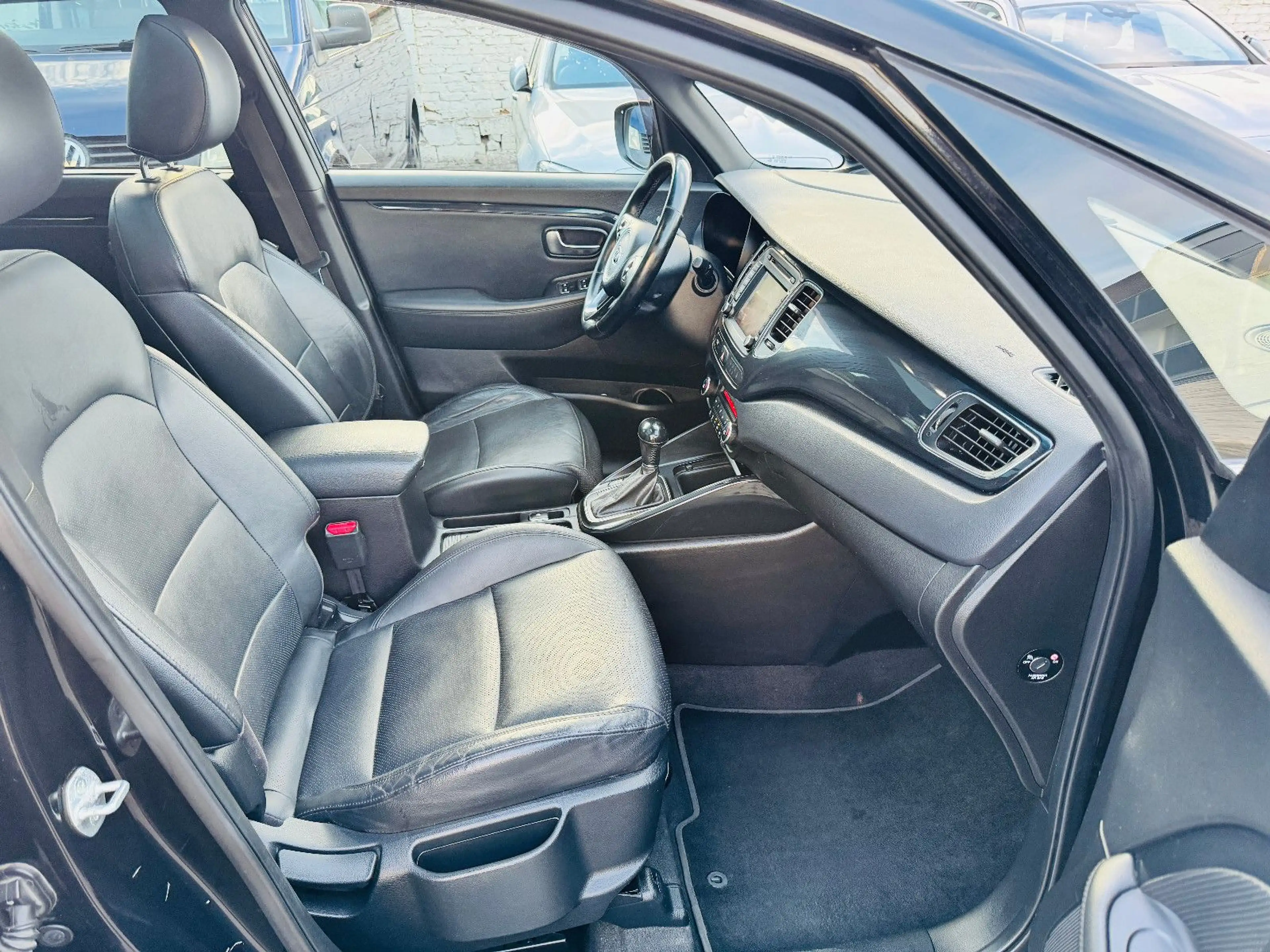 Kia Carens Spirit **Vollausstattung** Scheckheft TOP — photo 8