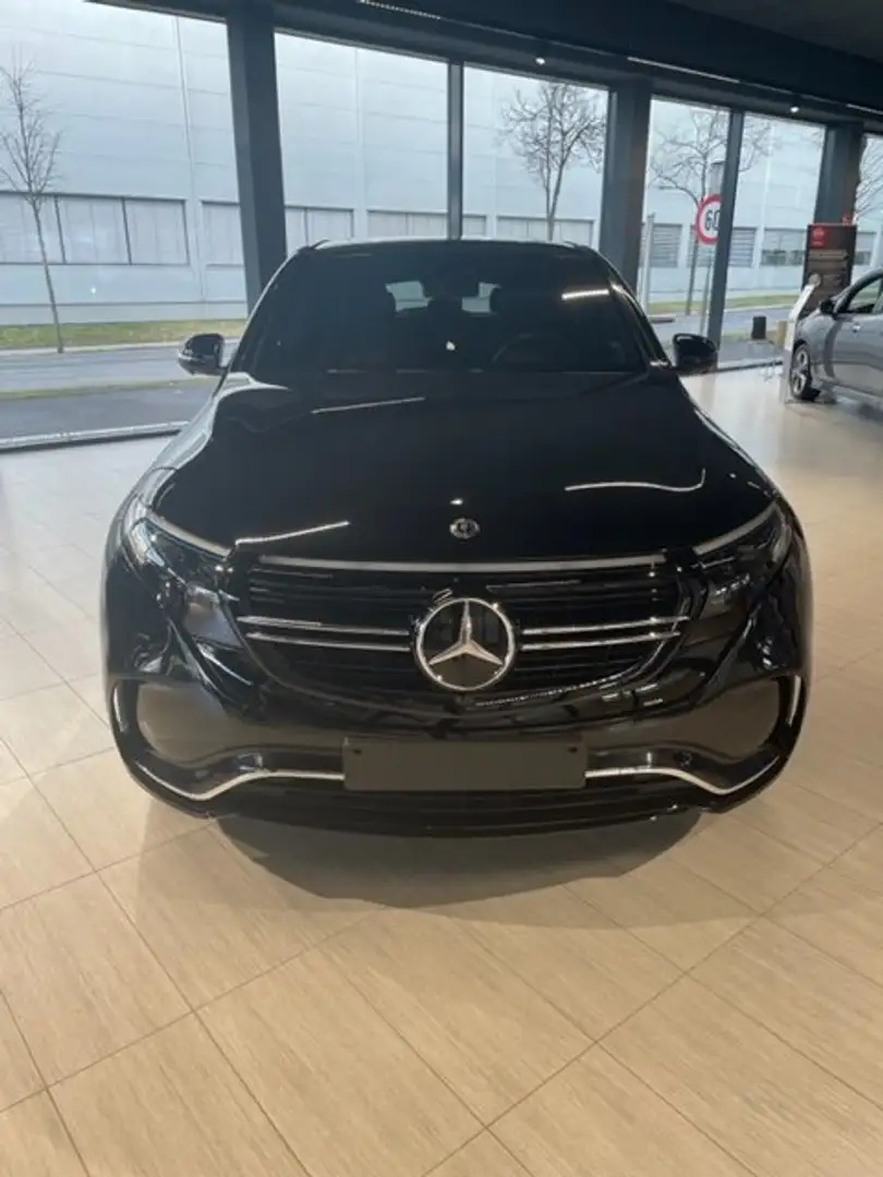 Mercedes-Benz EQC 400 4MATIC AMG Line Fekete - 1