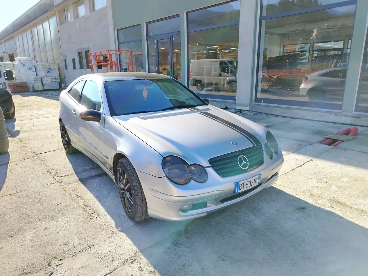 Mercedes-Benz 220, foto 10