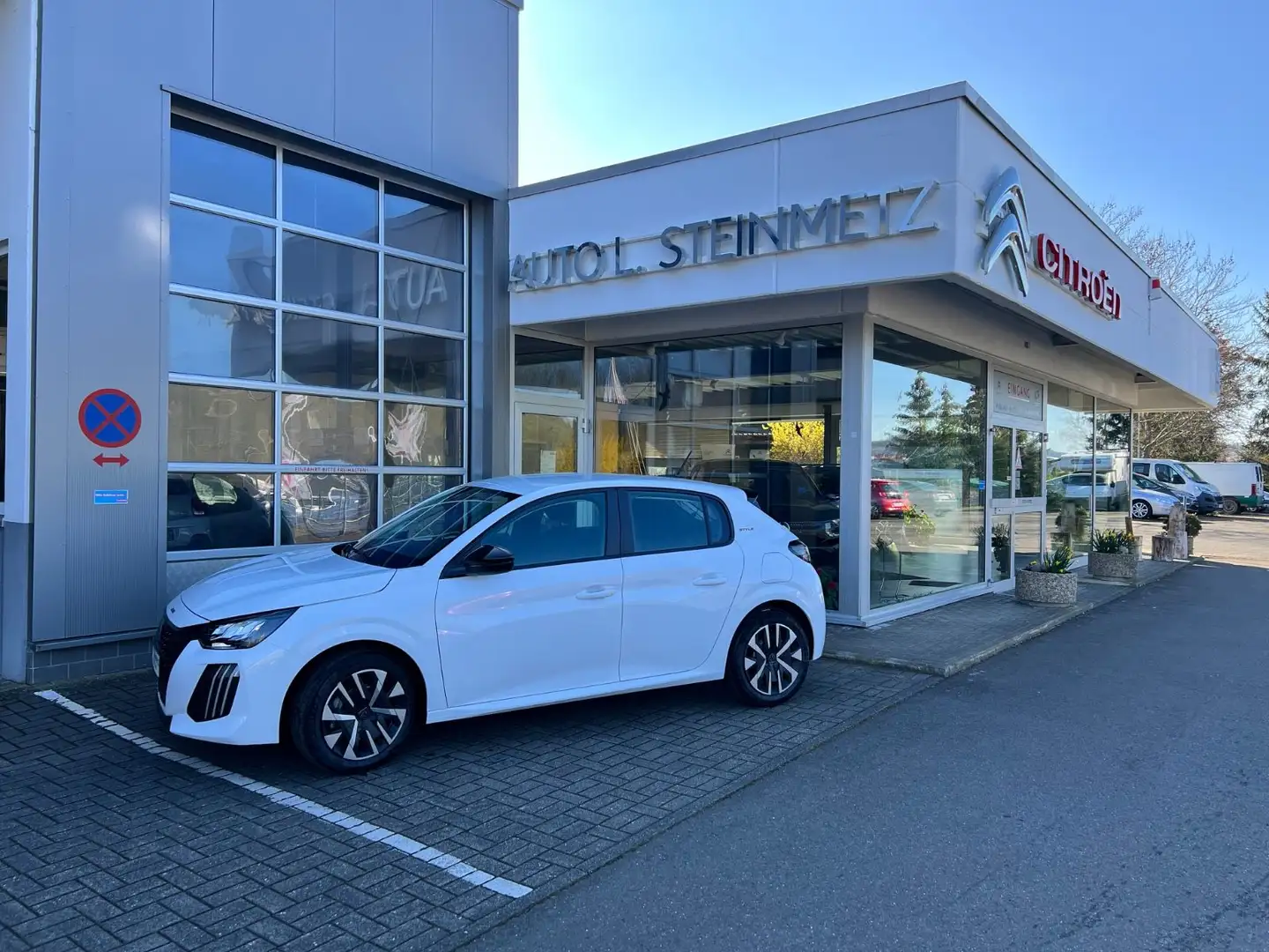 Peugeot 208 Style Weiß - 1