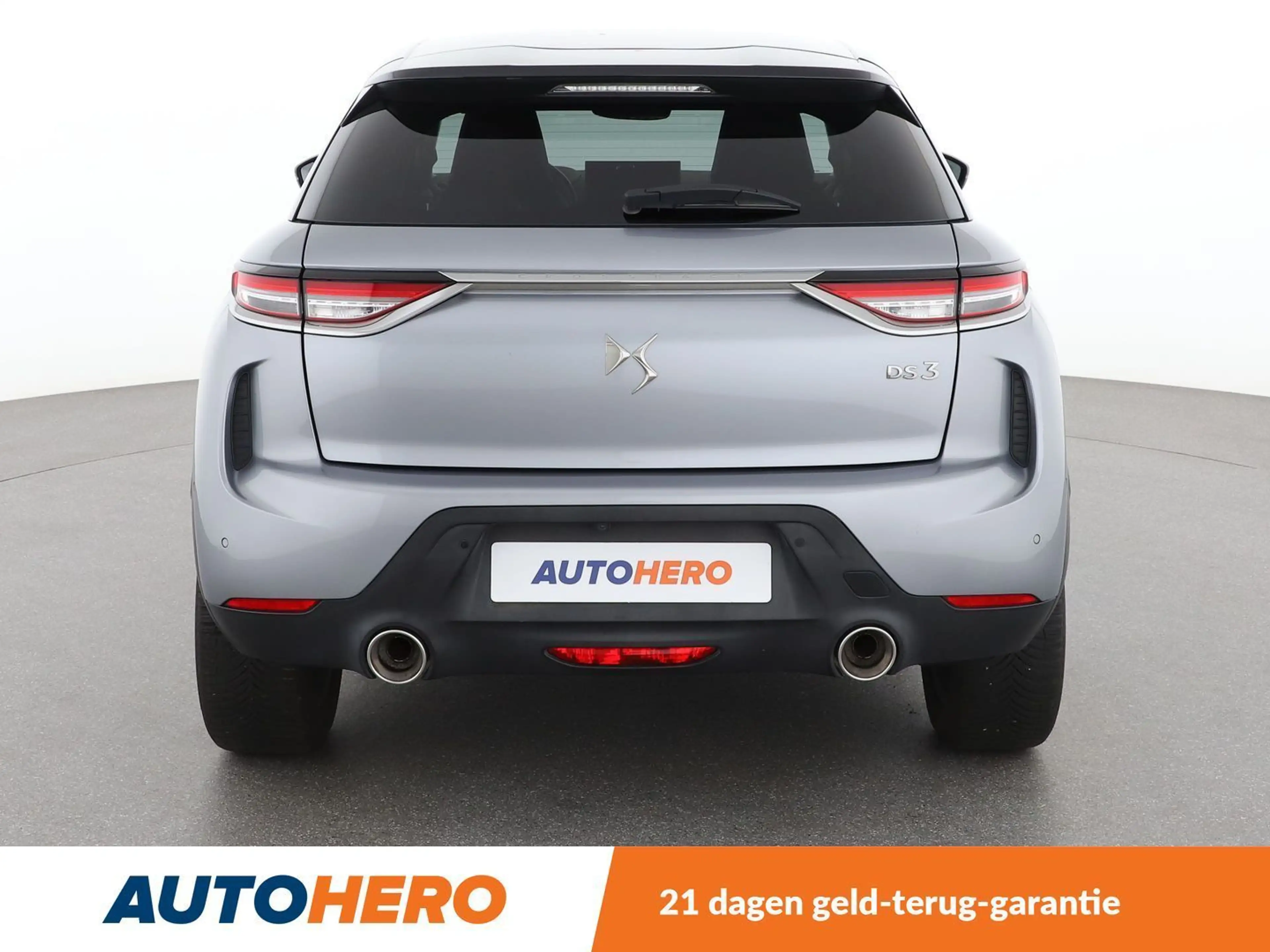 DS Automobiles DS 3 Crossback 1.2 PureTech Grand Chic — photo 5