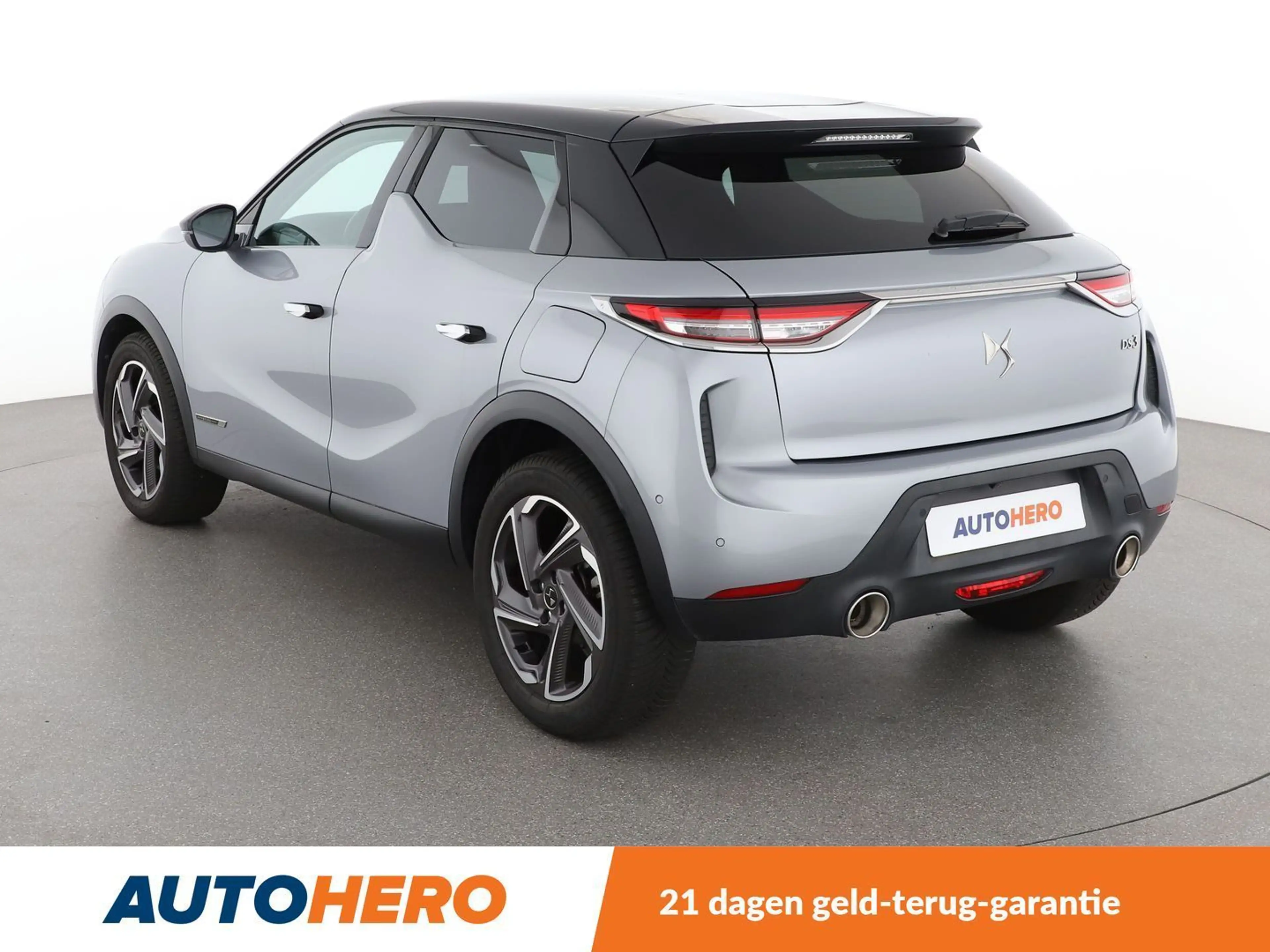 DS Automobiles DS 3 Crossback 1.2 PureTech Grand Chic — photo 4