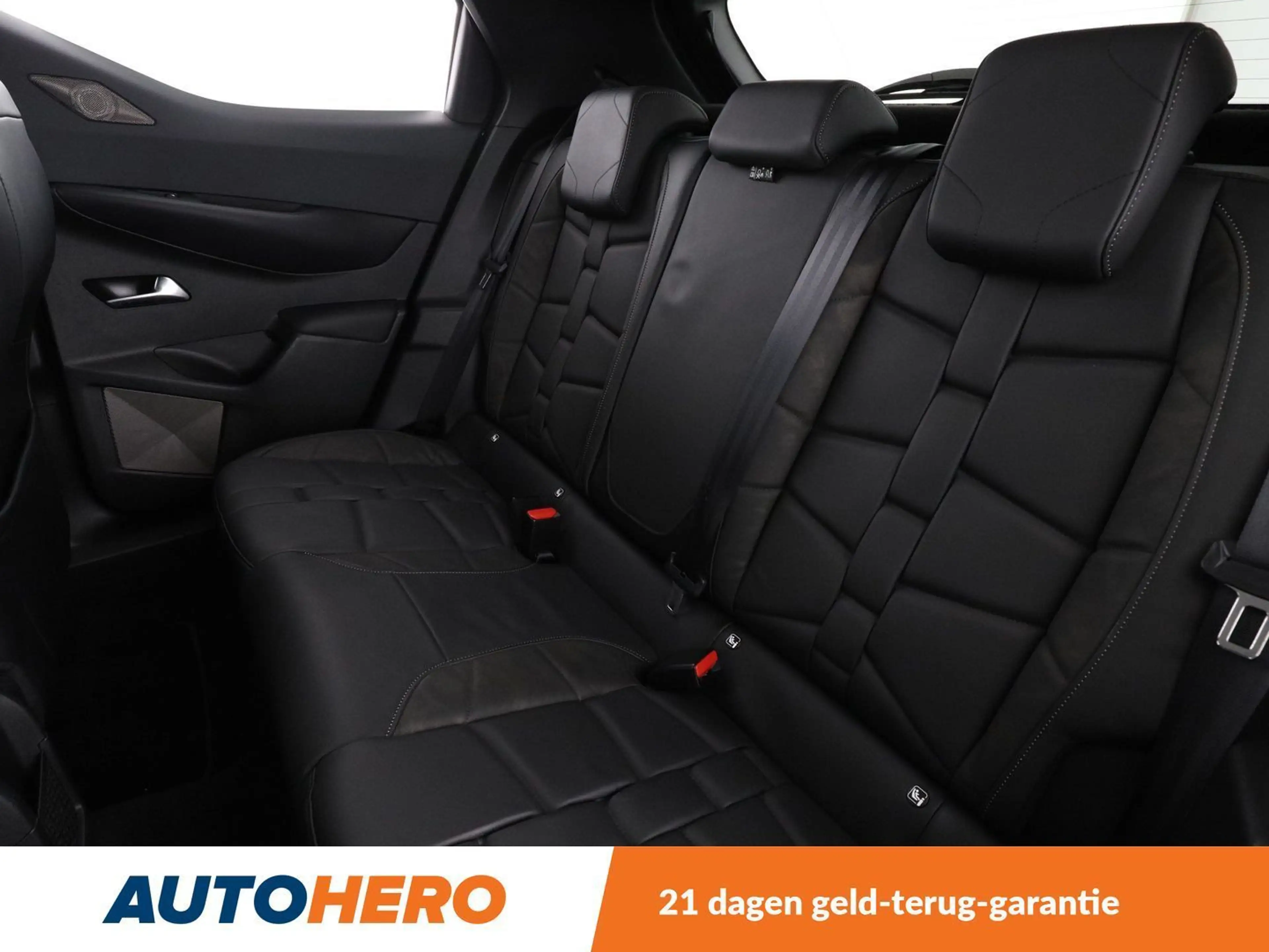 DS Automobiles DS 3 Crossback 1.2 PureTech Grand Chic — photo 14
