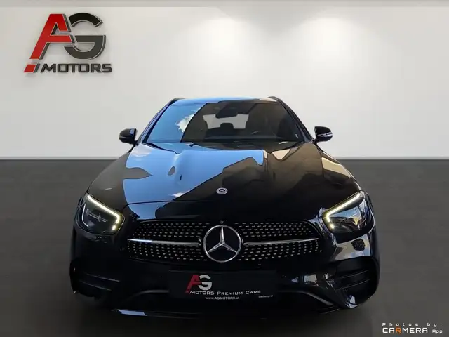 Mercedes-Benz E-Class view 2