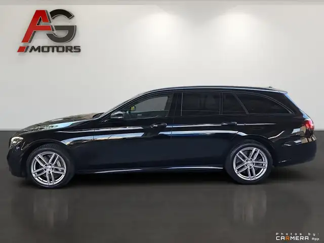 Mercedes-Benz E-Class view 8