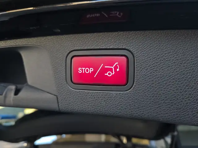 Mercedes-Benz E-Class view 13