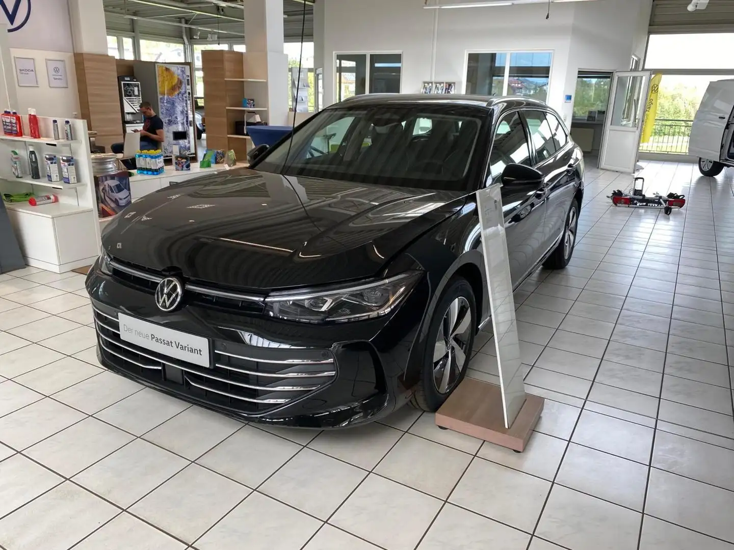Volkswagen Passat Variant Business TDI DSG Schwarz - 1