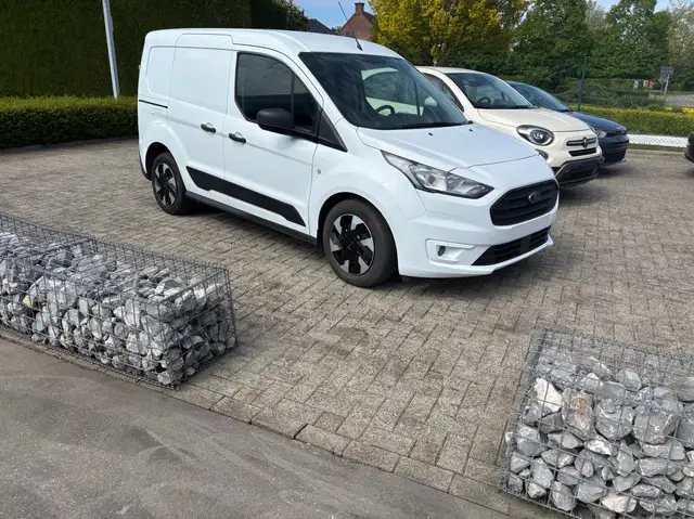 Ford Transit Connect 1.5 TDCi Trend.  Airco pdc + camera navi