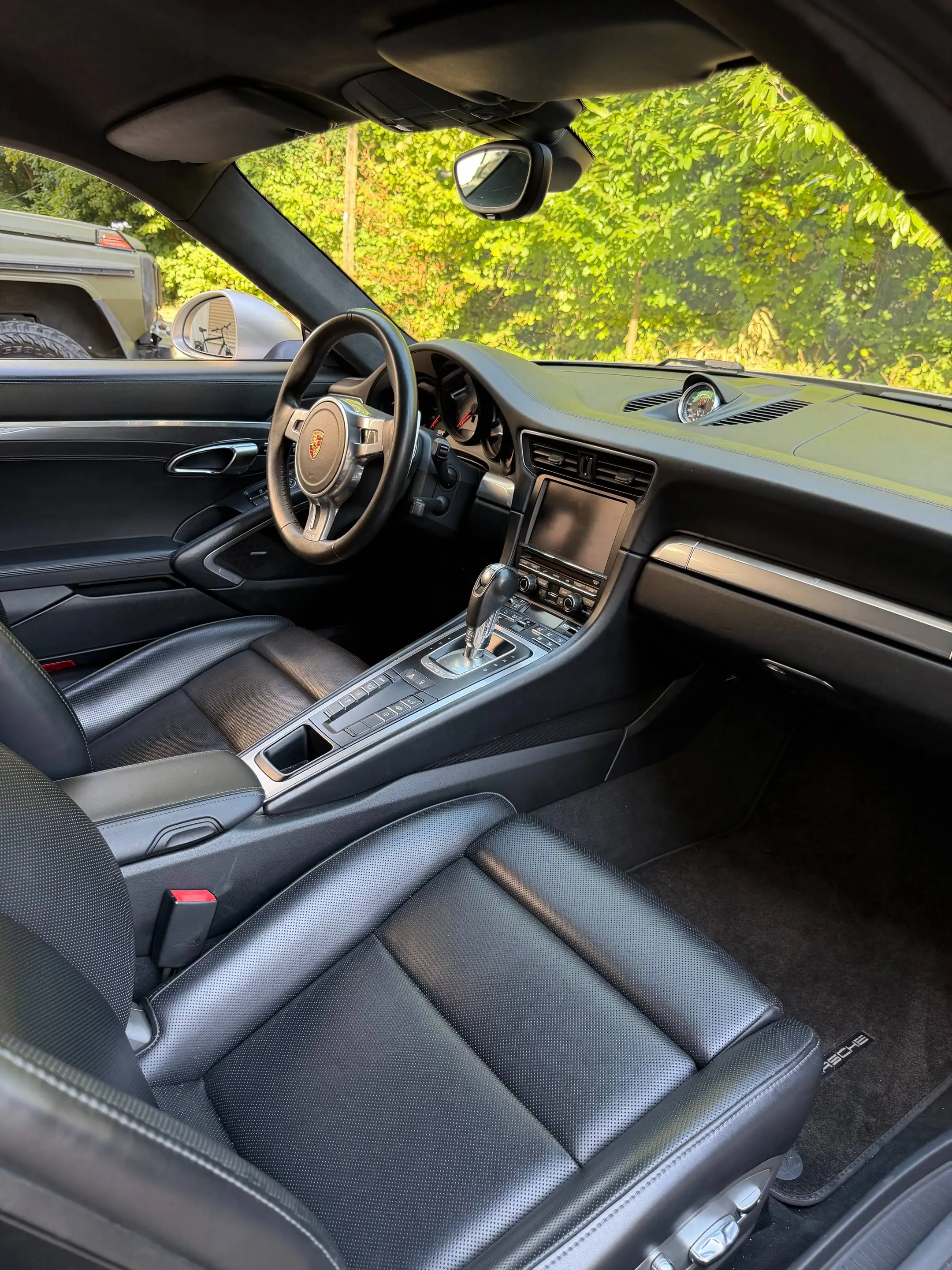 Porsche 991 911 Carrera 4 S — photo 10