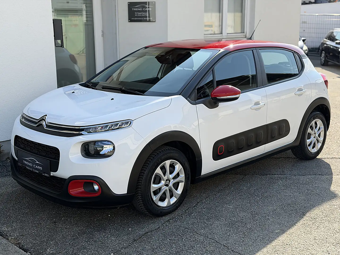 Citroen C3 PureTech *VERKAUFT* 82 5-Gang-Manuell Feel | nu... Weiß - 1