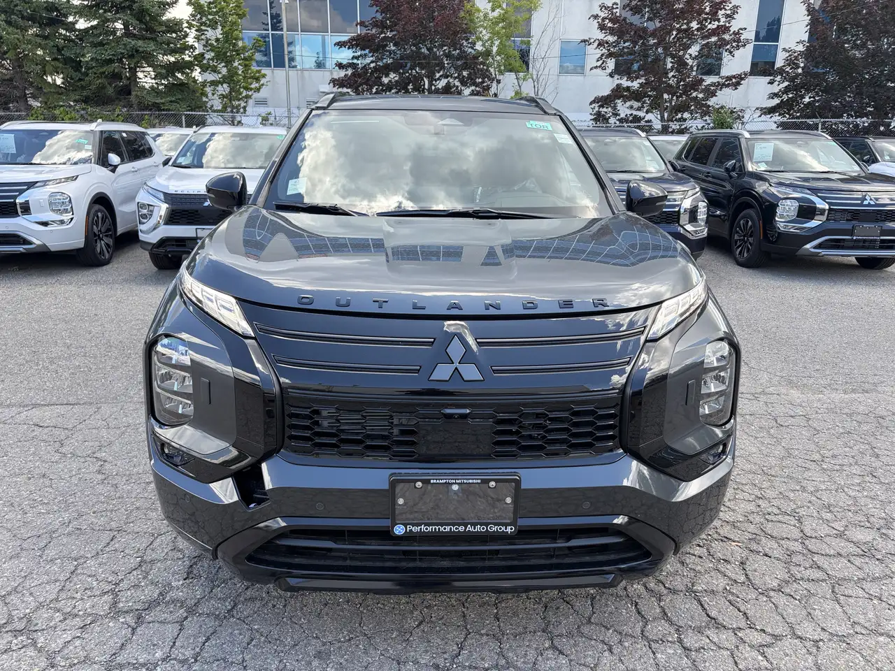 Mitsubishi Outlander снимка Mitsubishi Outlander