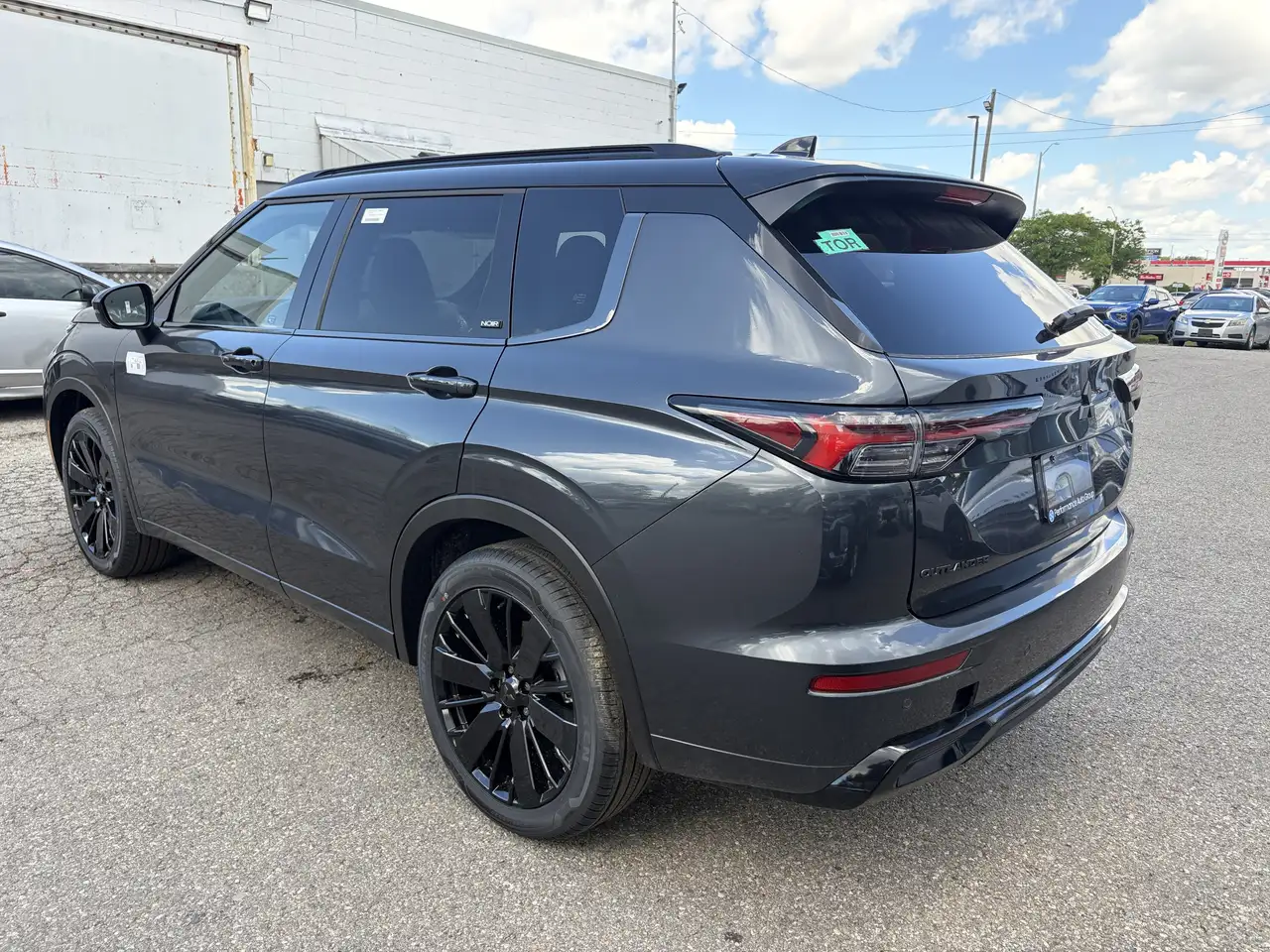 Mitsubishi Outlander снимка Mitsubishi Outlander