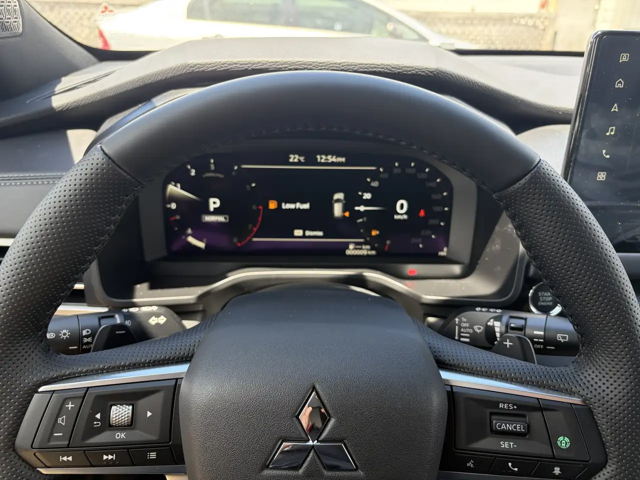 Mitsubishi Outlander снимка Mitsubishi Outlander