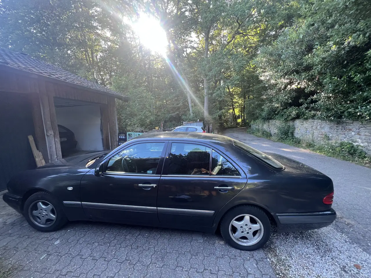 Mercedes-Benz E 200 Elegance, foto 1