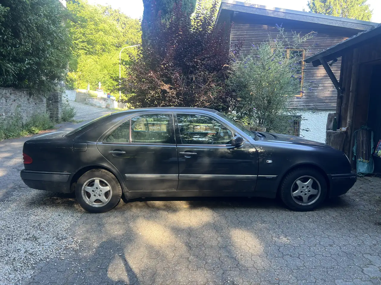Mercedes-Benz E 200 Elegance, foto 4