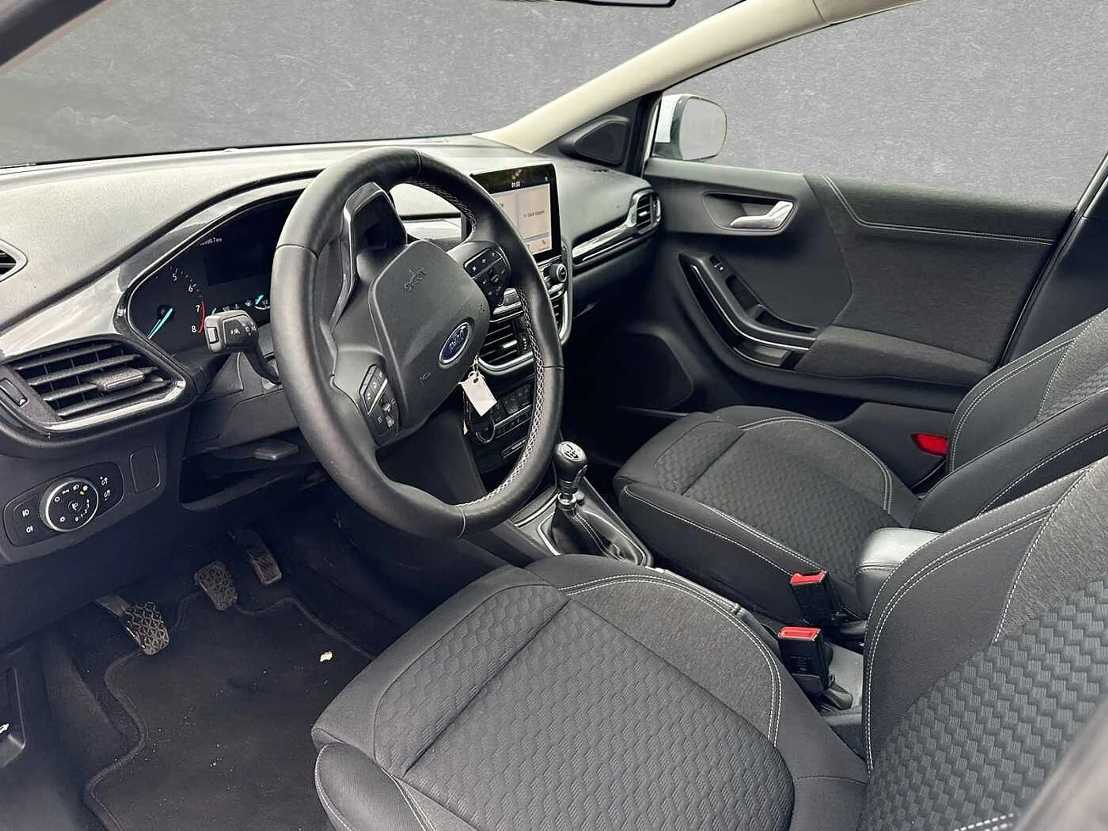 Ford Puma 1.0 EcoBoost Hybrid TITANIUM — photo 5