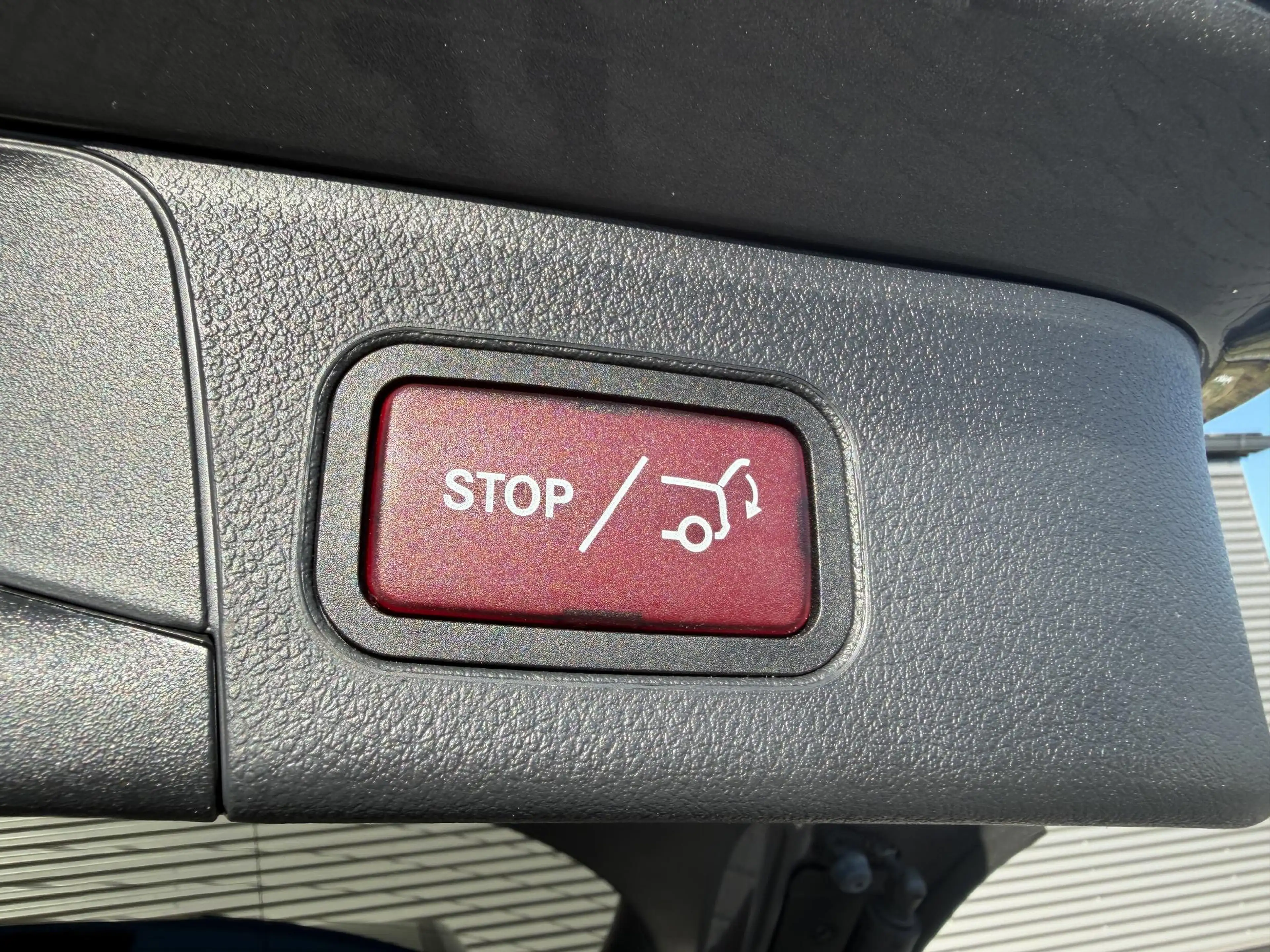 Mercedes-Benz B 180 Advantage — photo 8