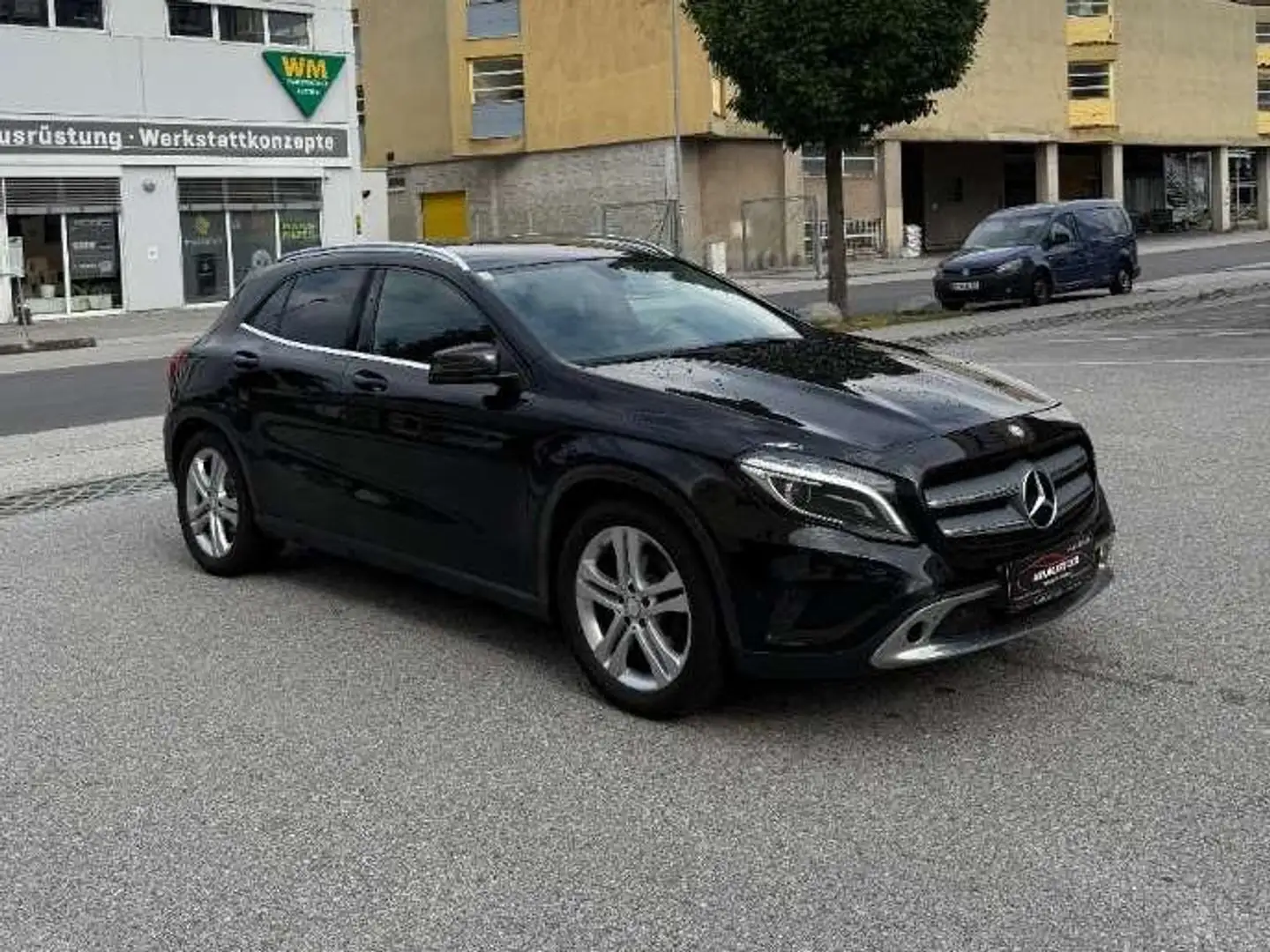 Mercedes-Benz GLA 200 GLA 200 CDI / d (156.902) Schwarz - 2