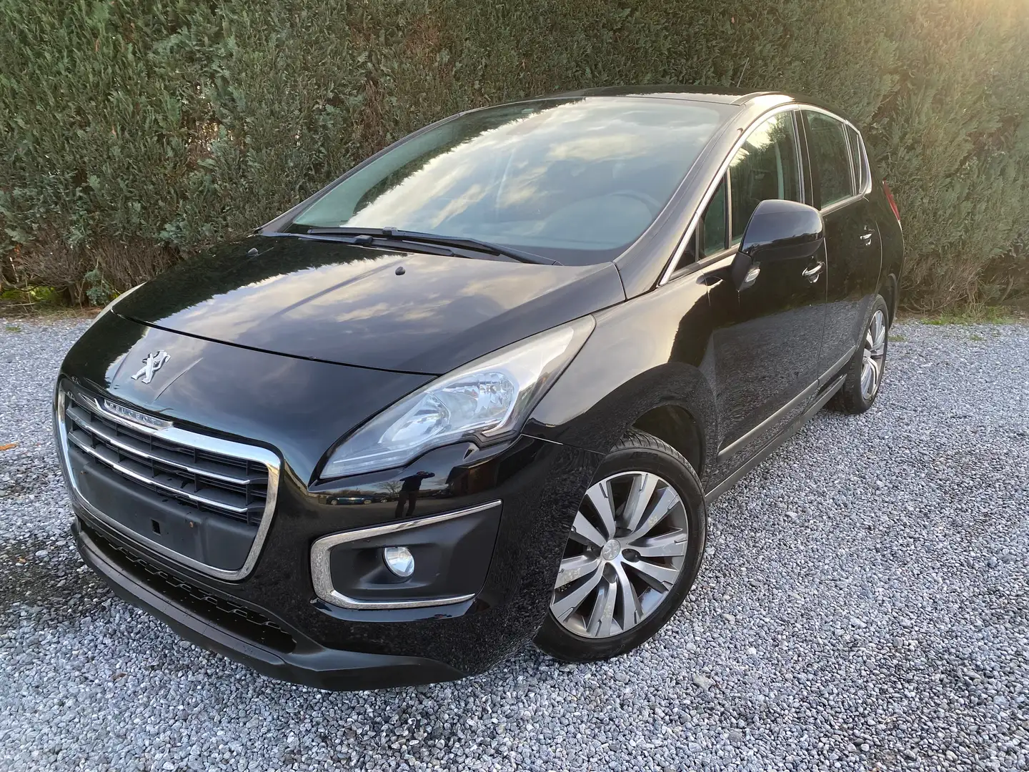 Peugeot 3008 1.6 HDi euro5B Black - 1