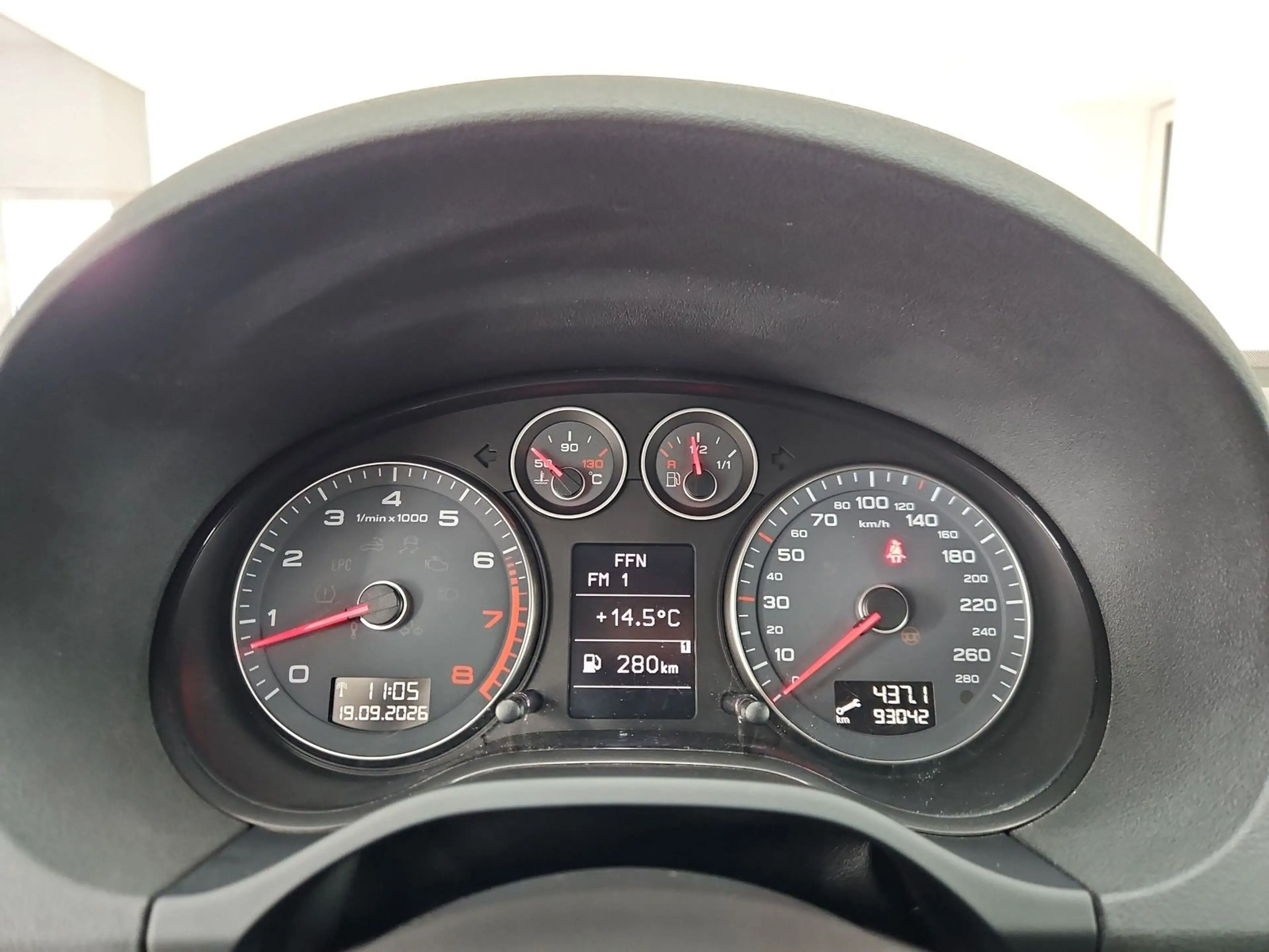 Audi A3 Cabriolet Attraction 105PS*PDC*KLIMA*SHZ*BOSE — photo 11