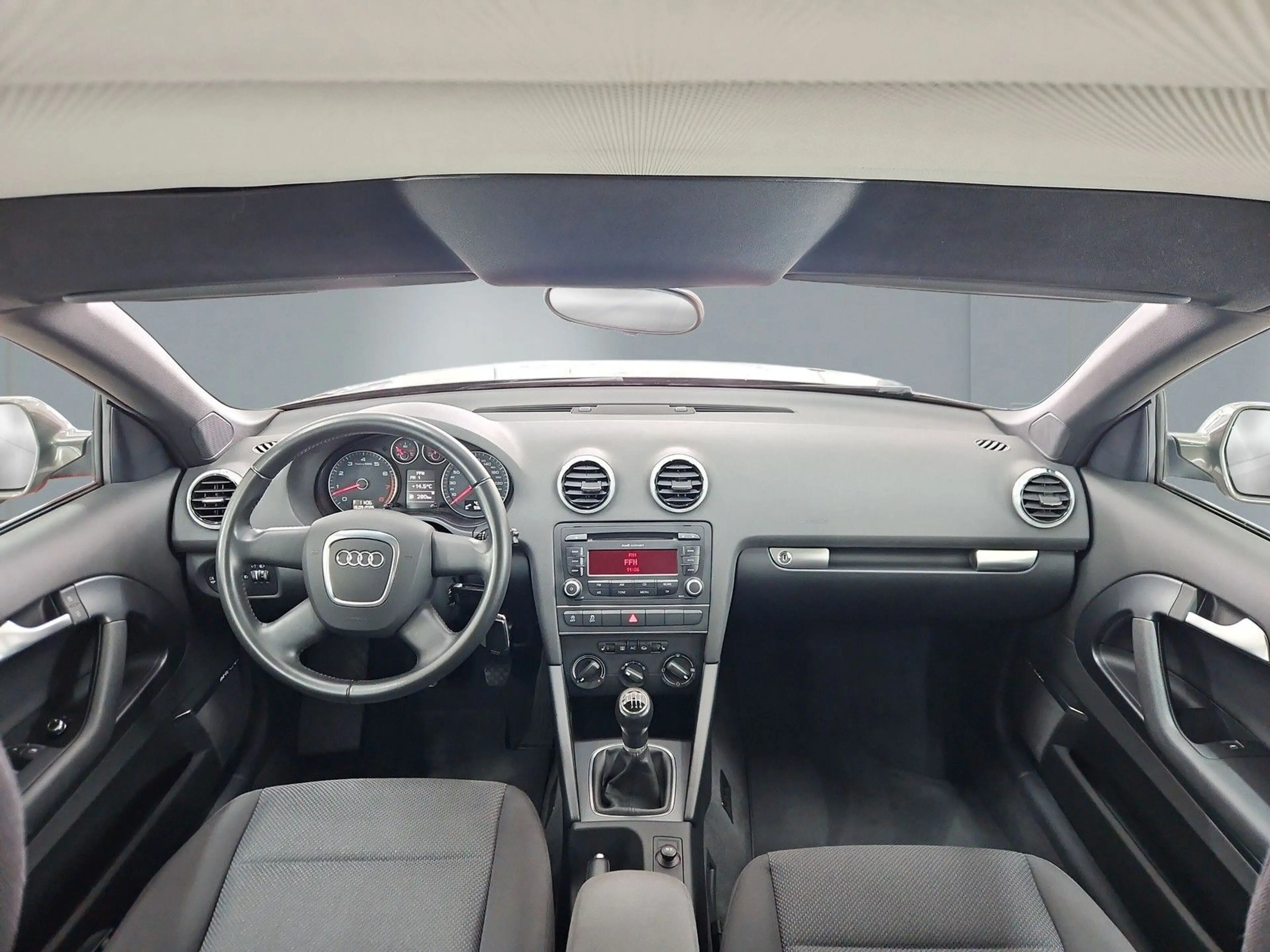 Audi A3 Cabriolet Attraction 105PS*PDC*KLIMA*SHZ*BOSE — photo 9