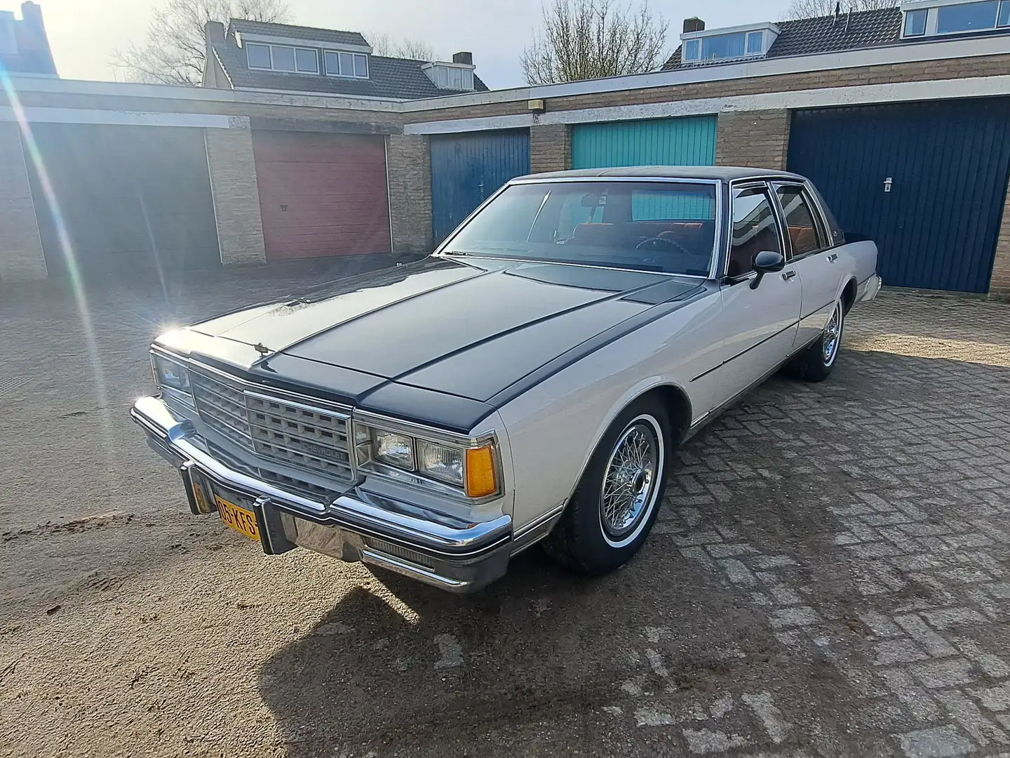Chevrolet Caprice Chevrolet caprice *met nieuwe apk tot '27* Gümüş rengi - 1