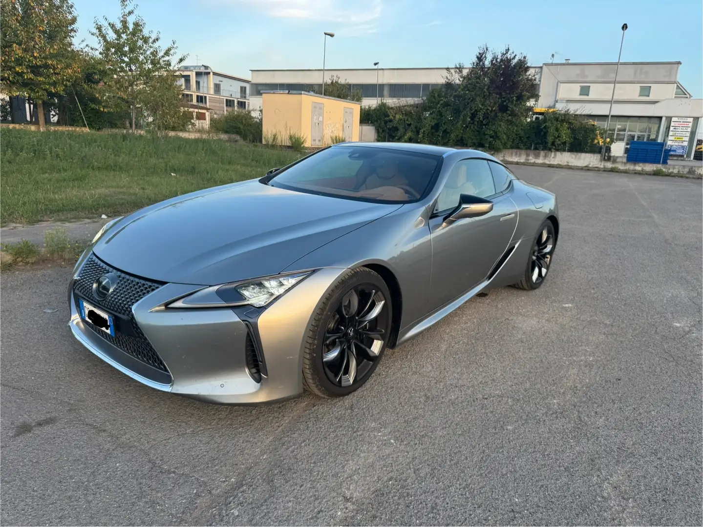 Lexus LC 500h 3.5 Luxury hybrid auto - 1