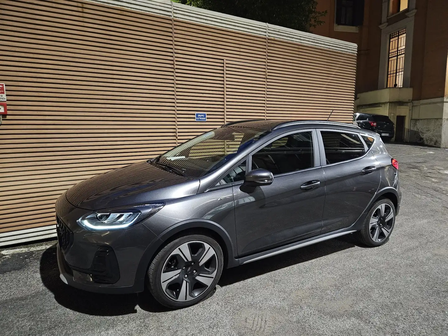 Ford Fiesta Active 1.0 ecoboost h 125cv - 2