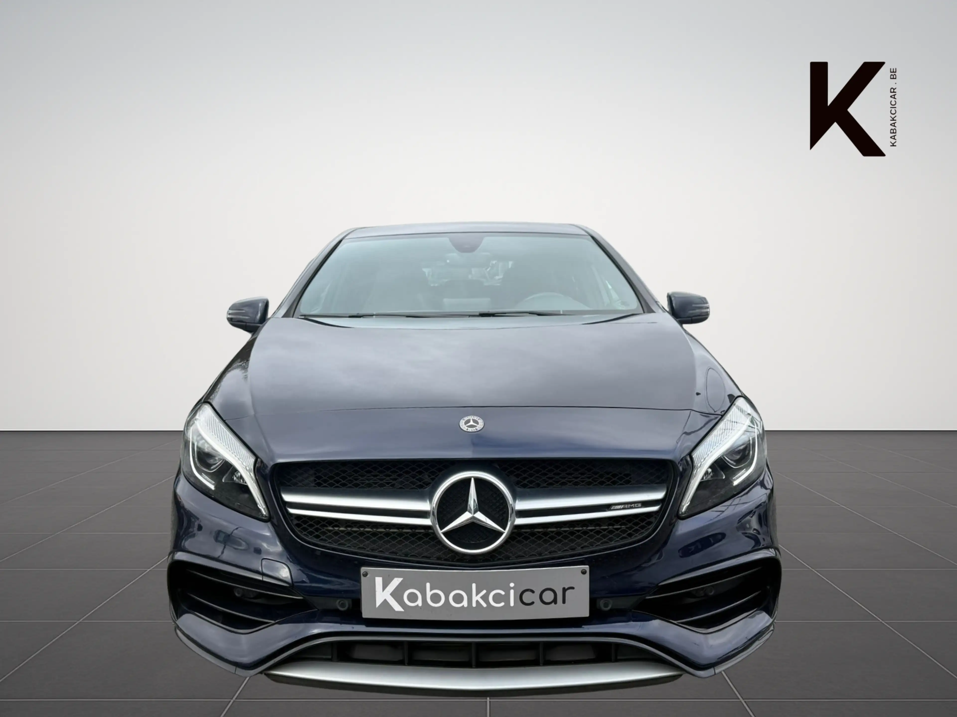 Mercedes-Benz A 45 AMG A 45 AMG 4-Matic / Cuir / Carnet / Garantie 12M — photo 2