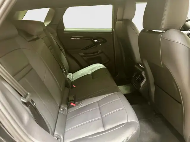 Land Rover Range Rover Evoque view 5