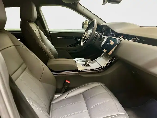 Land Rover Range Rover Evoque view 3