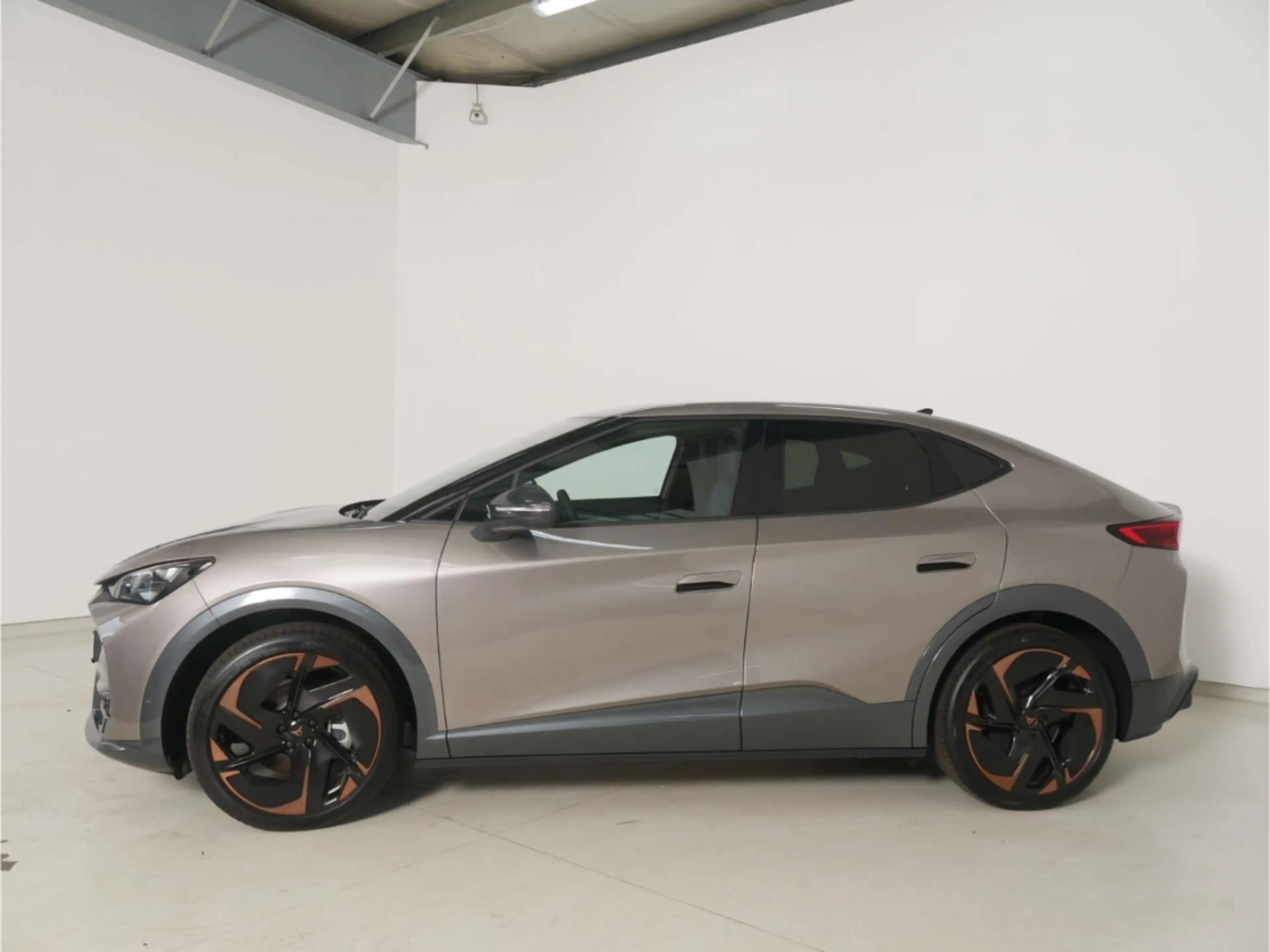 CUPRA Tavascan VZ 4Drive 77kWh — photo 7