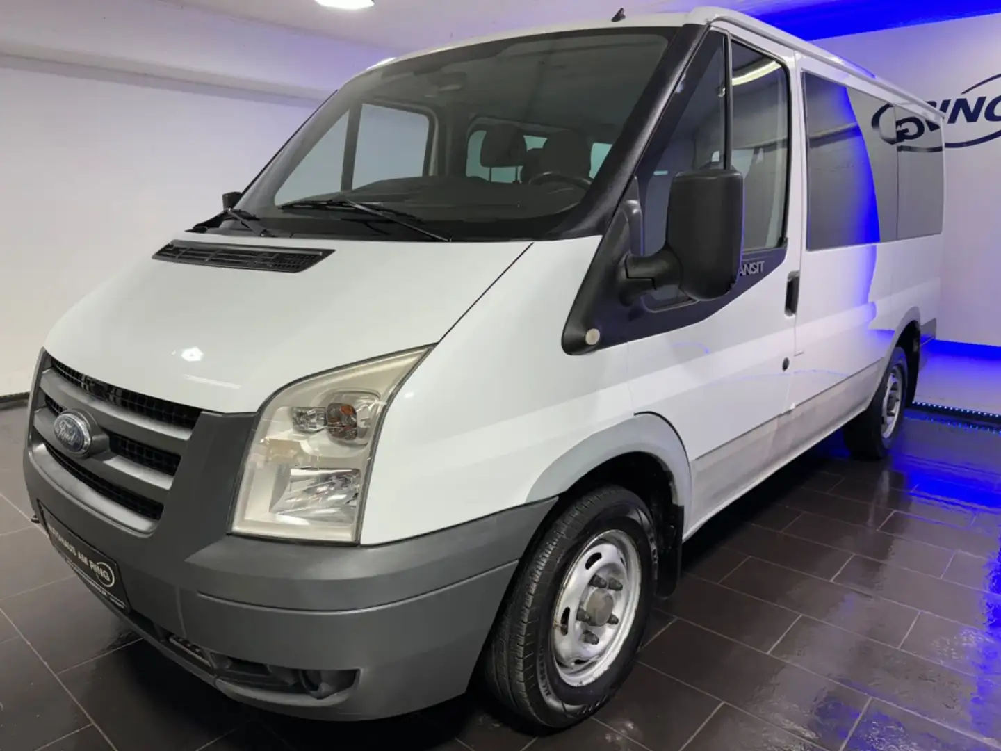 Ford Transit Kombi FT300K 2HD 9SITZ KLIMA AHK 4SEASON Weiß - 2
