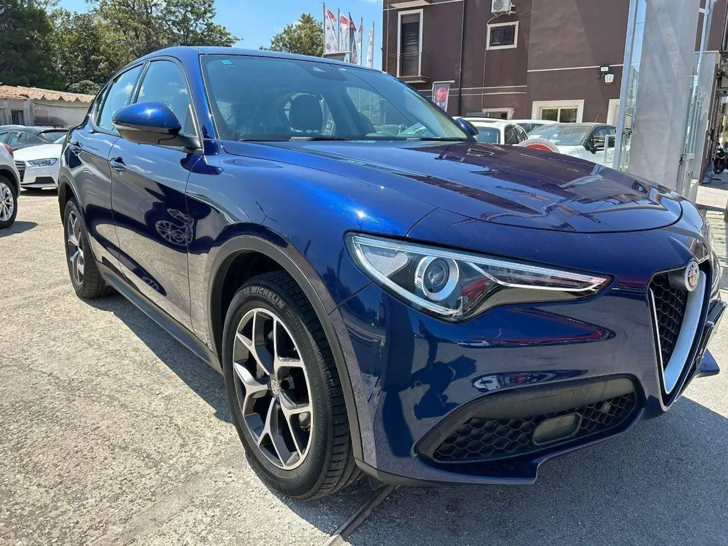 Alfa Romeo Stelvio 2.2 T.diesel 190 CV AT8 Q4 Exec. Bleu - 1