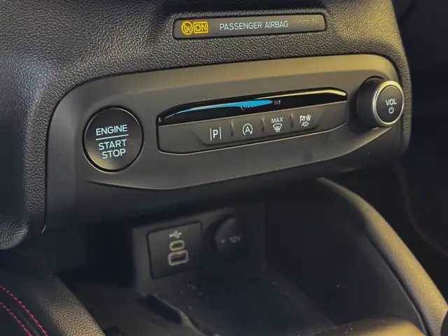 Ford Focus view 25