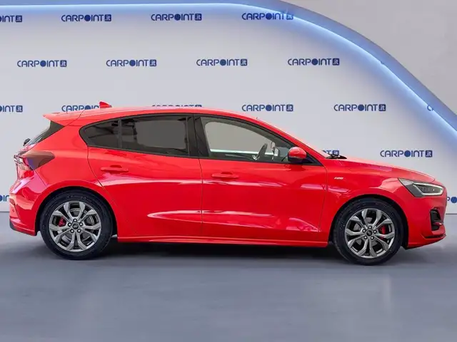 Ford Focus view 6