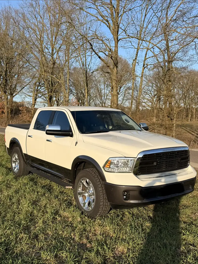 RAM 1500 Crew Cab Laramie Blanco - 2